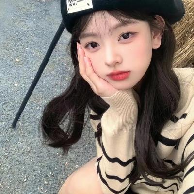 只在那里发光